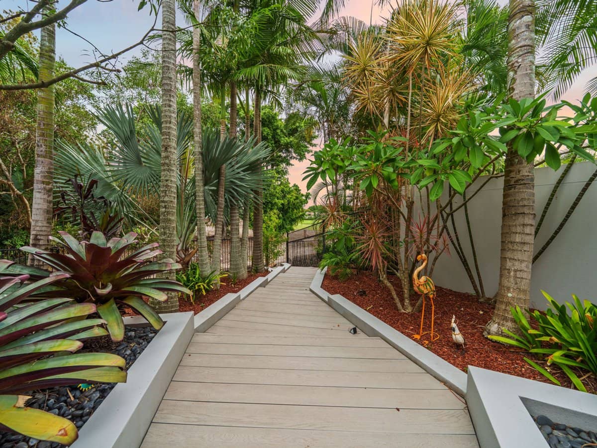 8396 Magnolia Drive, Hope Island - Thumbnail 14