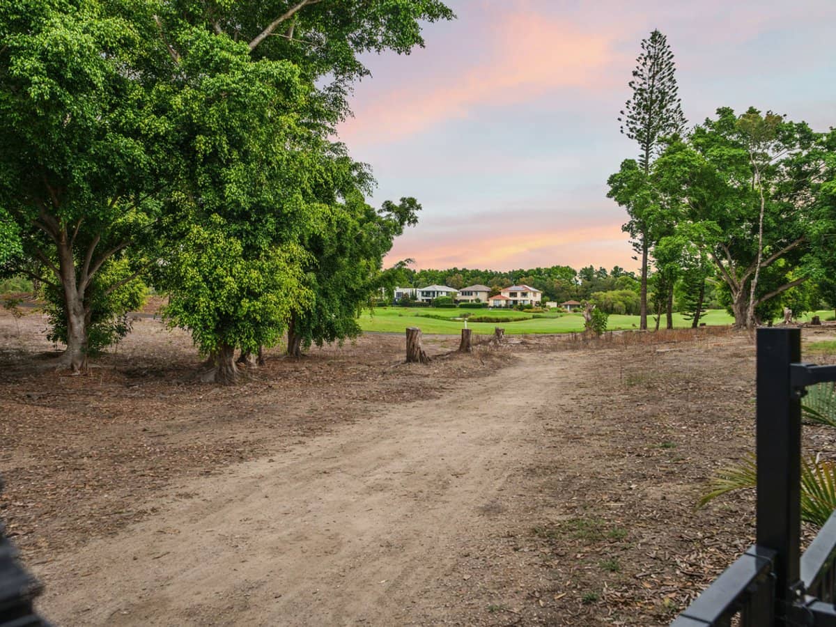 8396 Magnolia Drive, Hope Island - Thumbnail 16