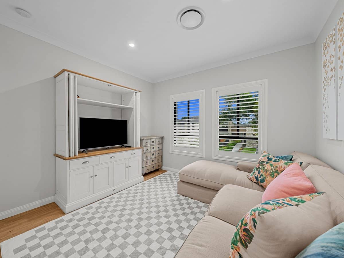 8396 Magnolia Drive, Hope Island - Thumbnail 23