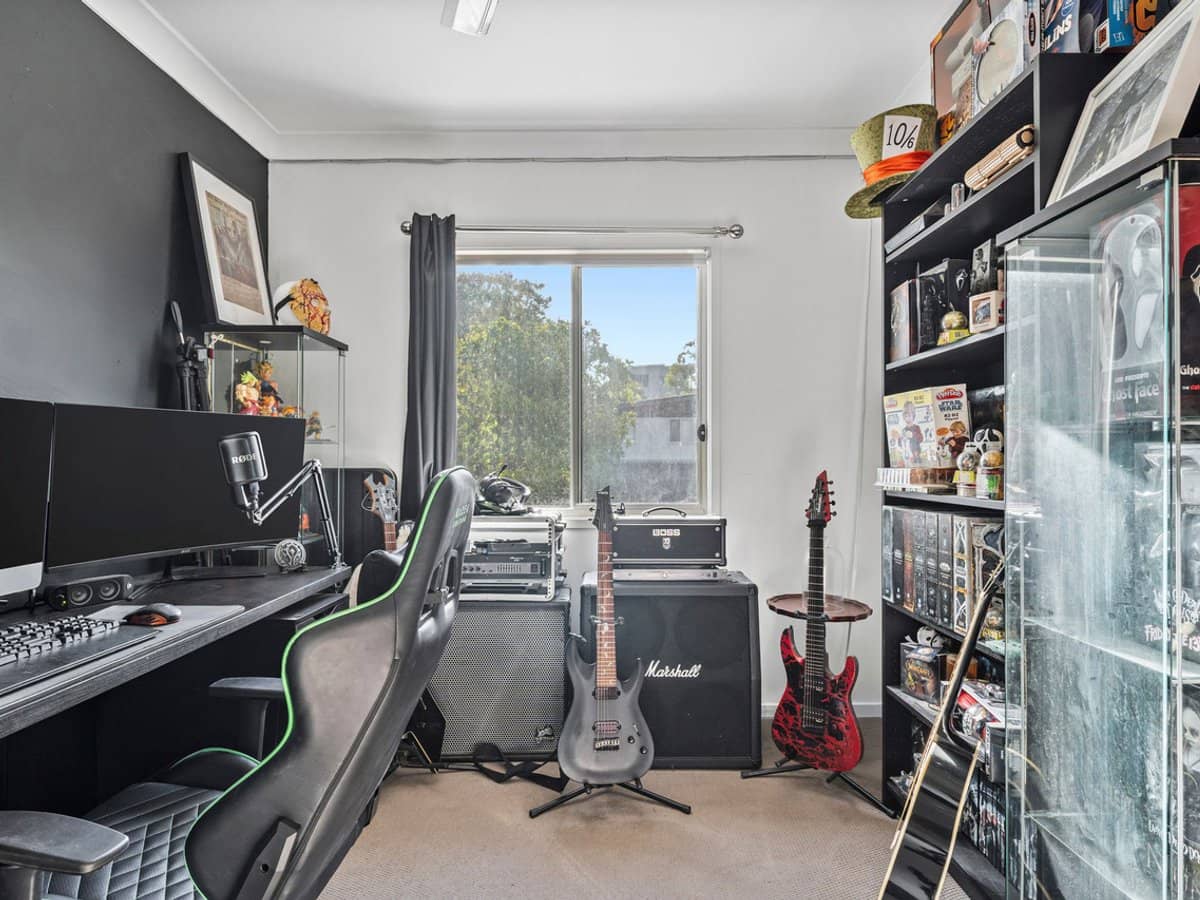 23 Oakwood Street, PIMPAMA - Thumbnail 10