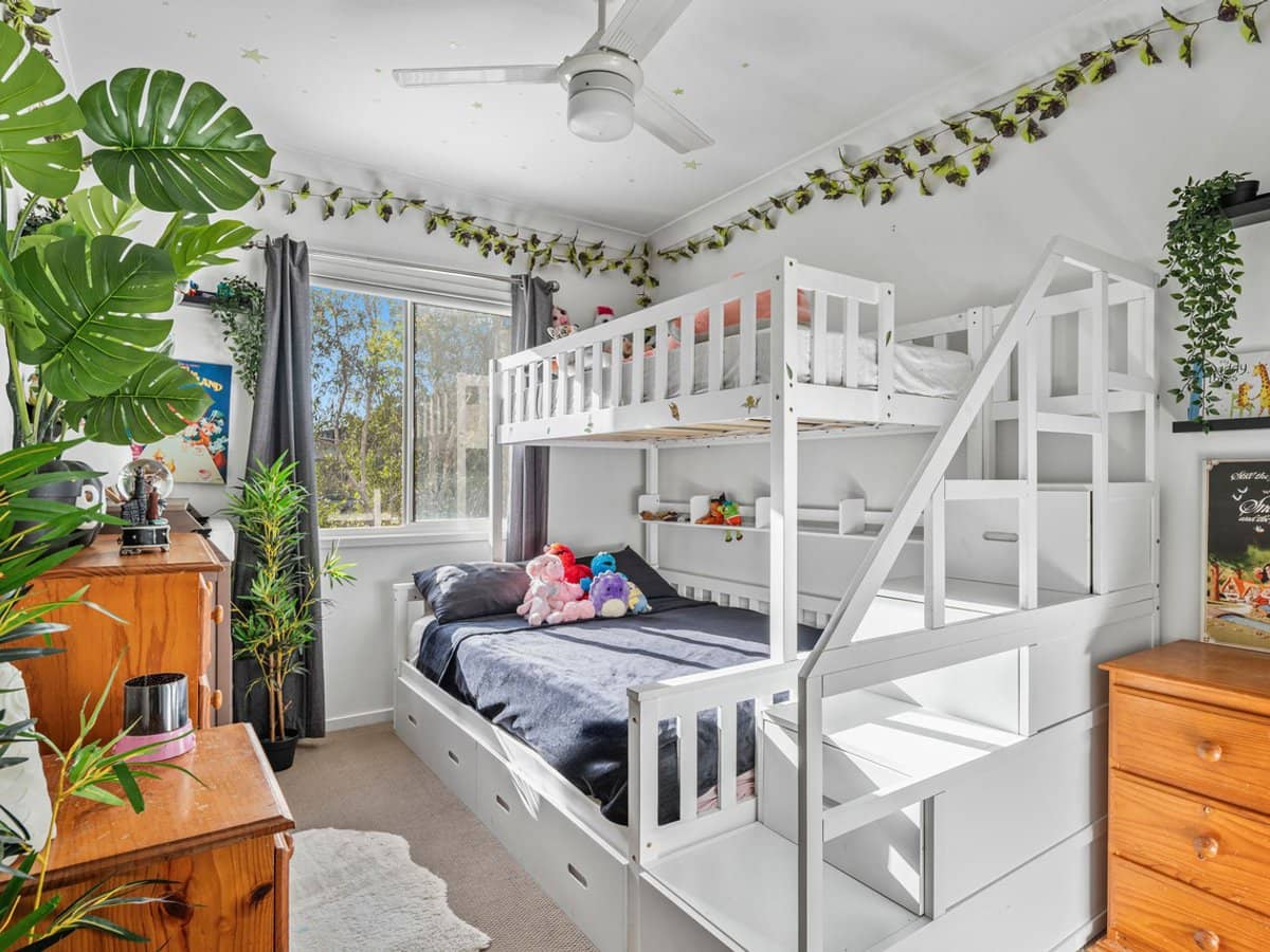 23 Oakwood Street, PIMPAMA - Thumbnail 11