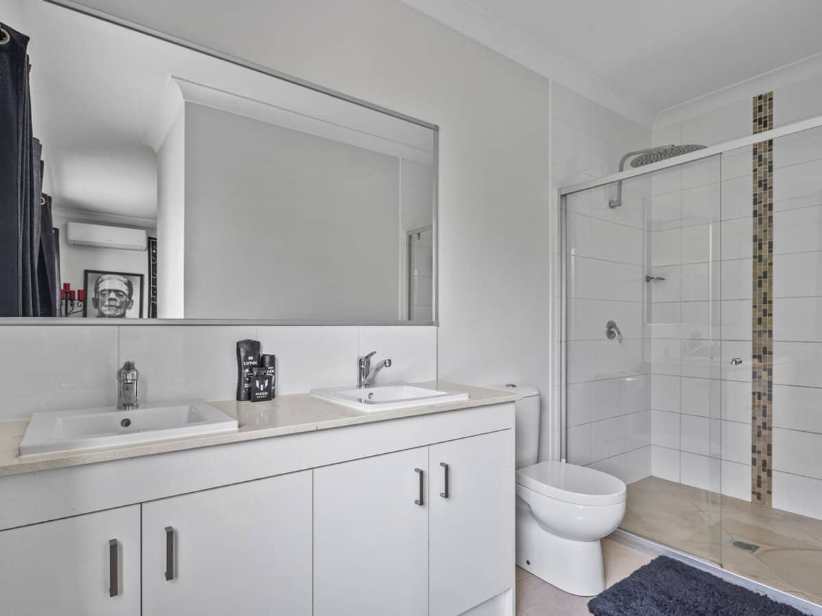 23 Oakwood Street, PIMPAMA - Thumbnail 15