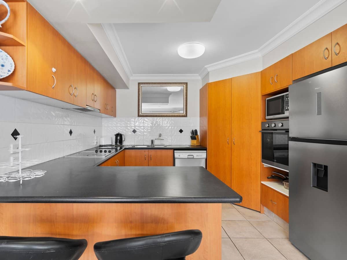 40 Leopardwood Circuit, ROBINA - Thumbnail 8