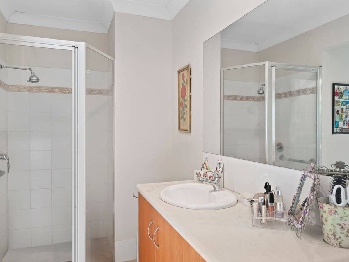 40 Leopardwood Circuit, ROBINA - Thumbnail 11