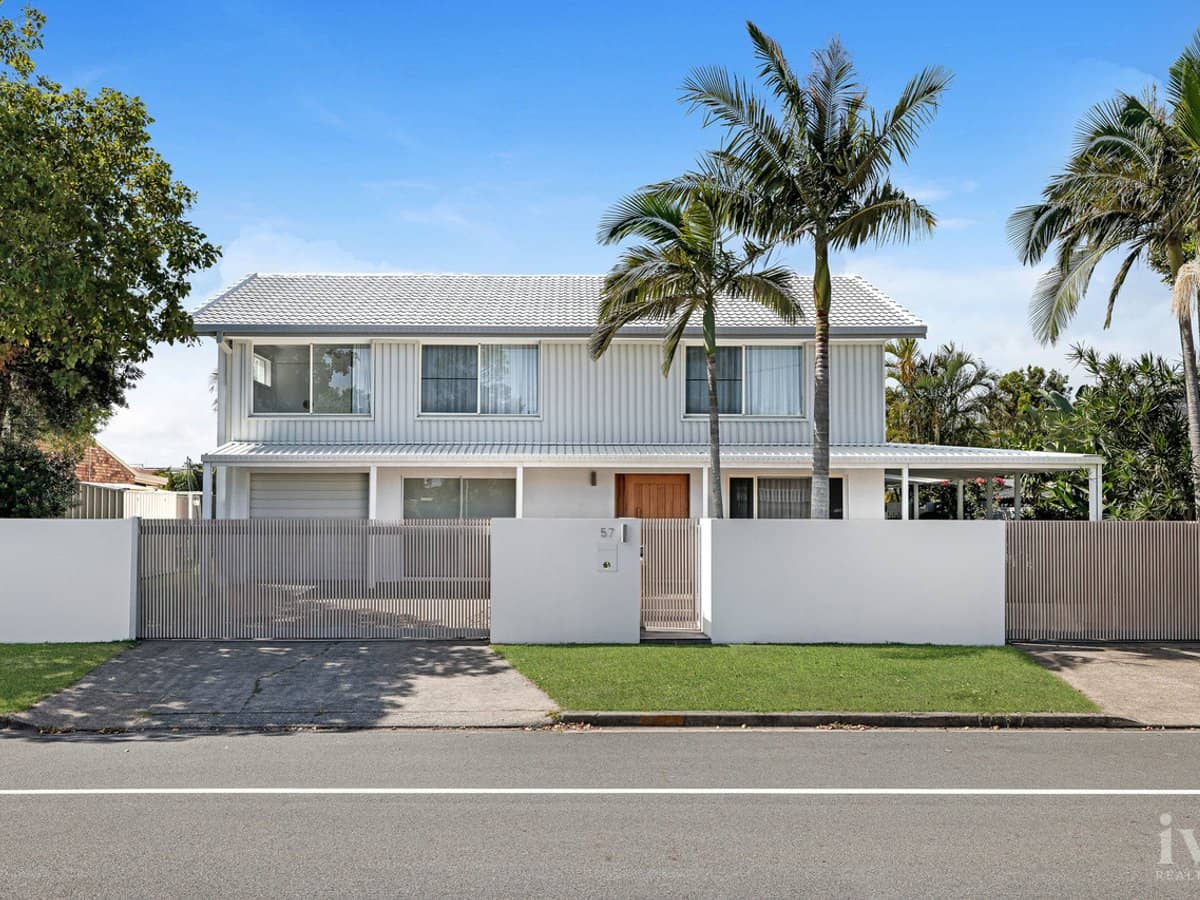 57 Abalone Avenue, Paradise Point - Thumbnail 1