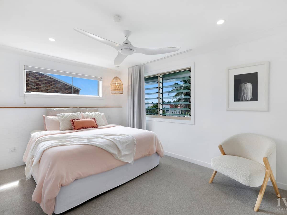 57 Abalone Avenue, Paradise Point - Thumbnail 13