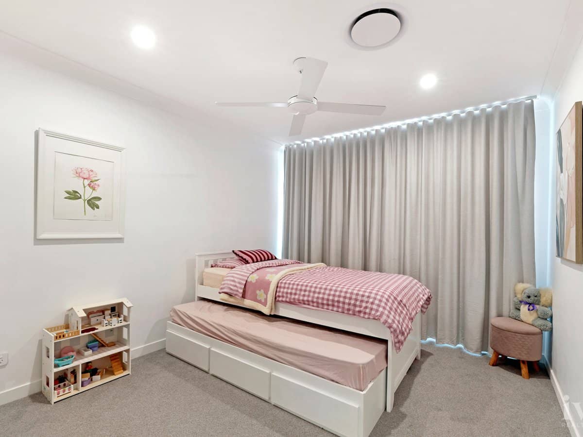 57 Abalone Avenue, Paradise Point - Thumbnail 15