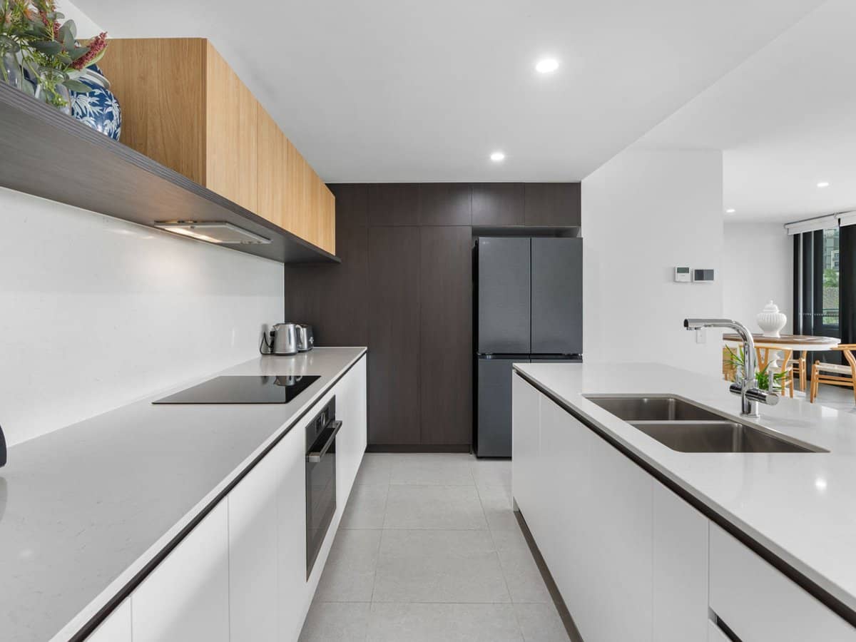 3-7 Twenty Fourth Avenue, Palm Beach - Thumbnail 3