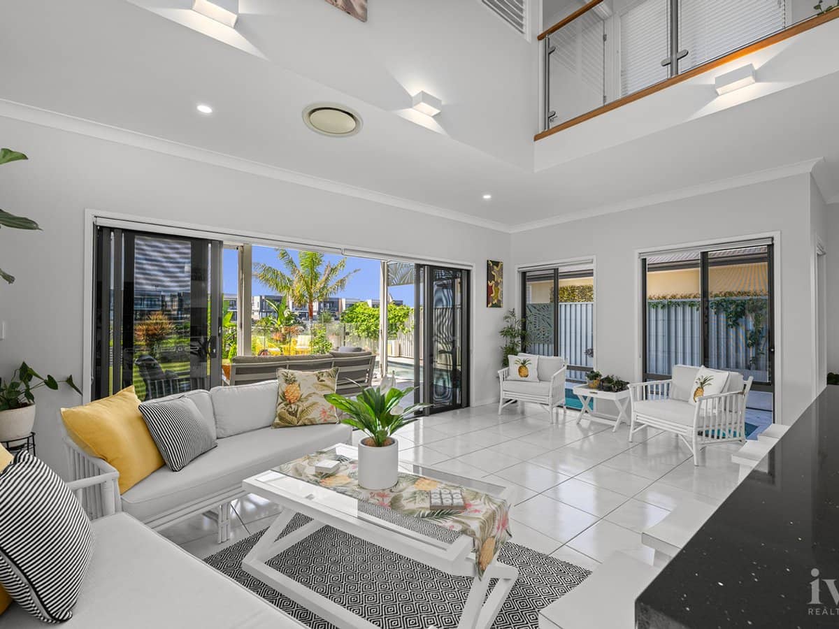 15 Waters Close, Hope Island - Thumbnail 6