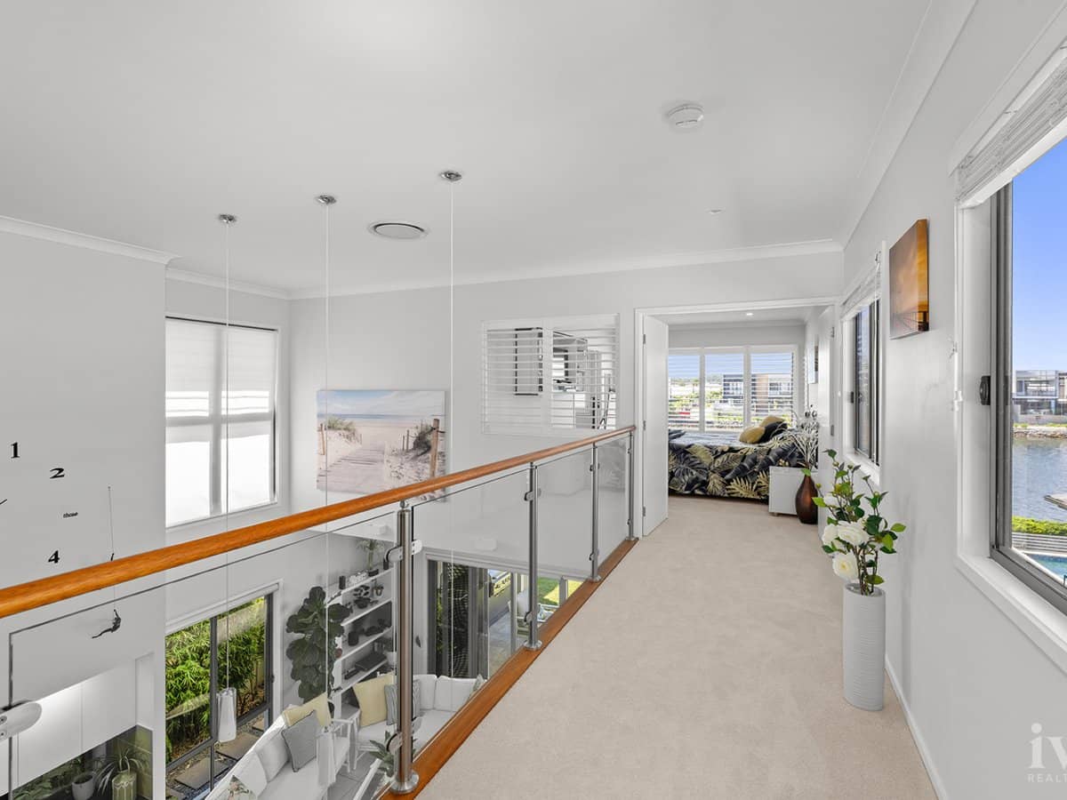 15 Waters Close, Hope Island - Thumbnail 14