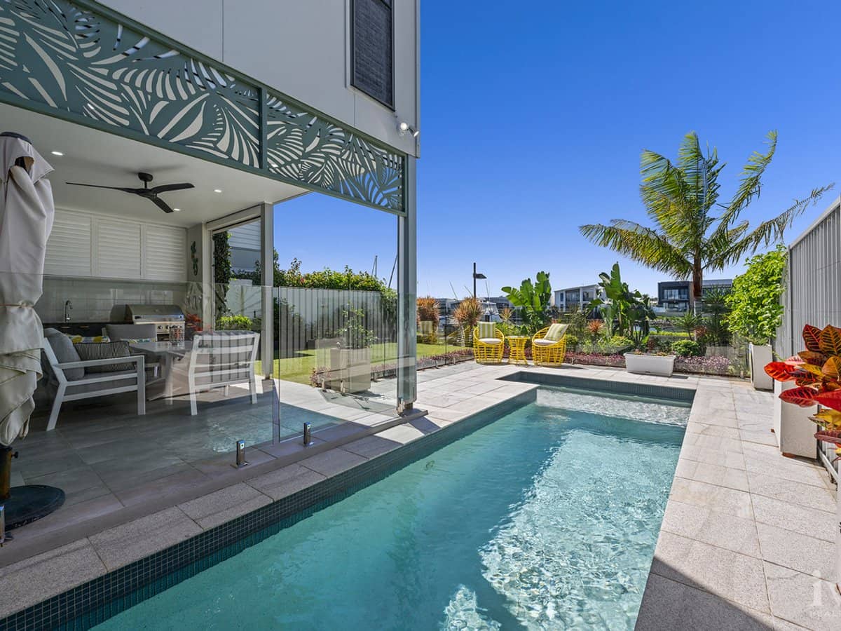 15 Waters Close, Hope Island - Thumbnail 21