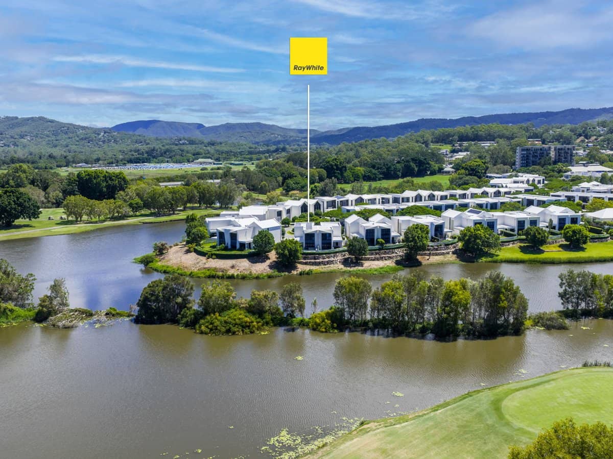 31 Peninsula Drive, Robina - Thumbnail 22