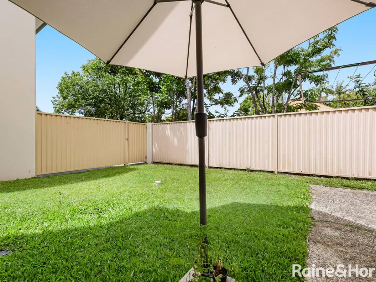 50 St Kevins Avenue, BENOWA - Thumbnail 7