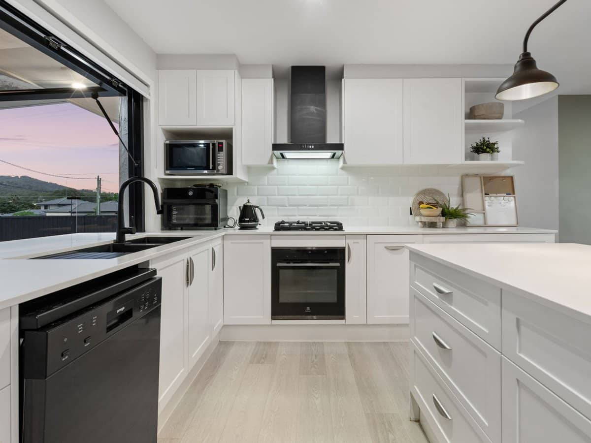 1 Constellation Crescent, MUDGEERABA - Thumbnail 6