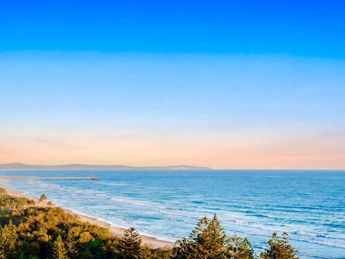 59 Pacific Street, Main Beach - Thumbnail 4