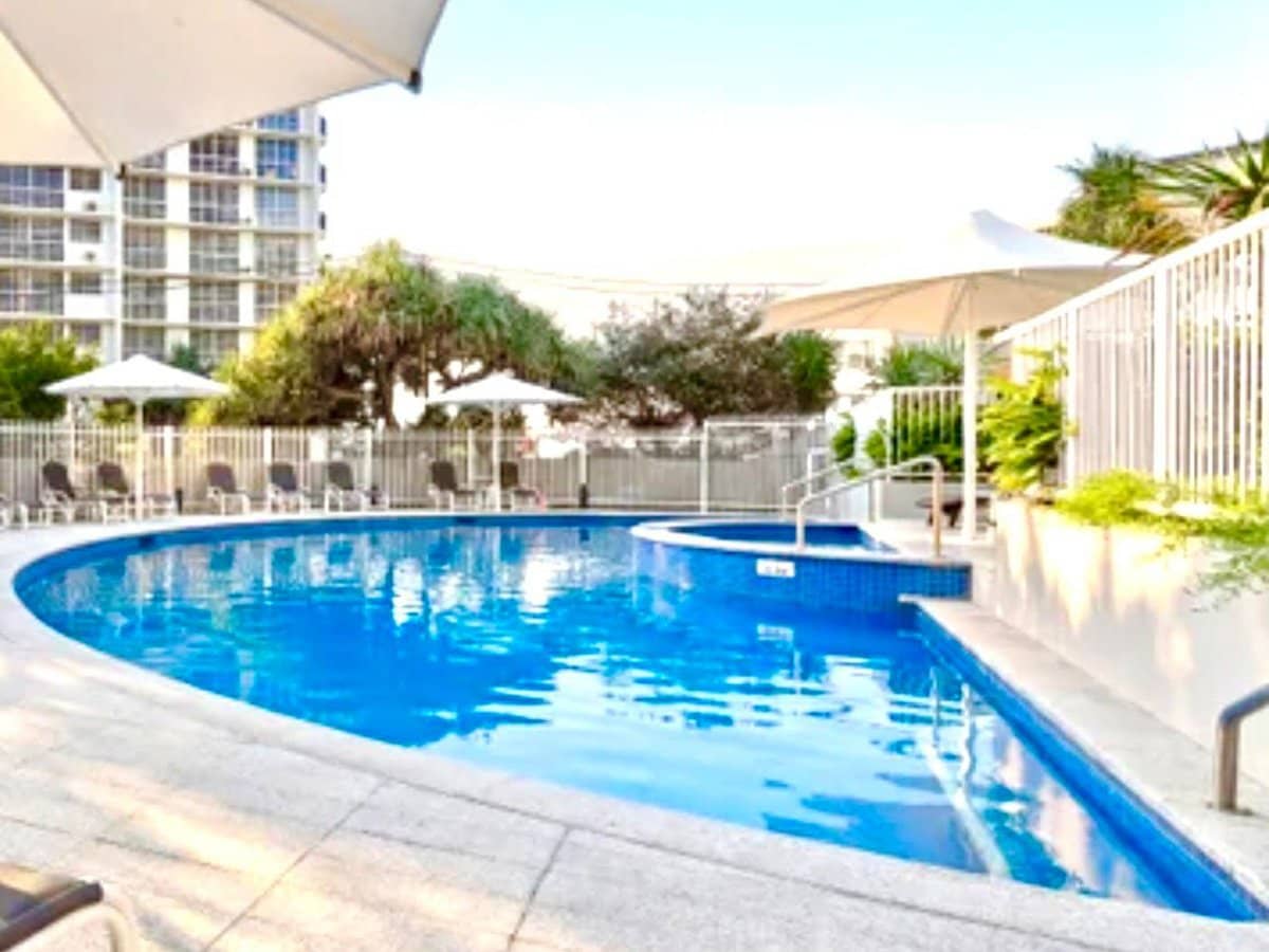 59 Pacific Street, Main Beach - Thumbnail 15