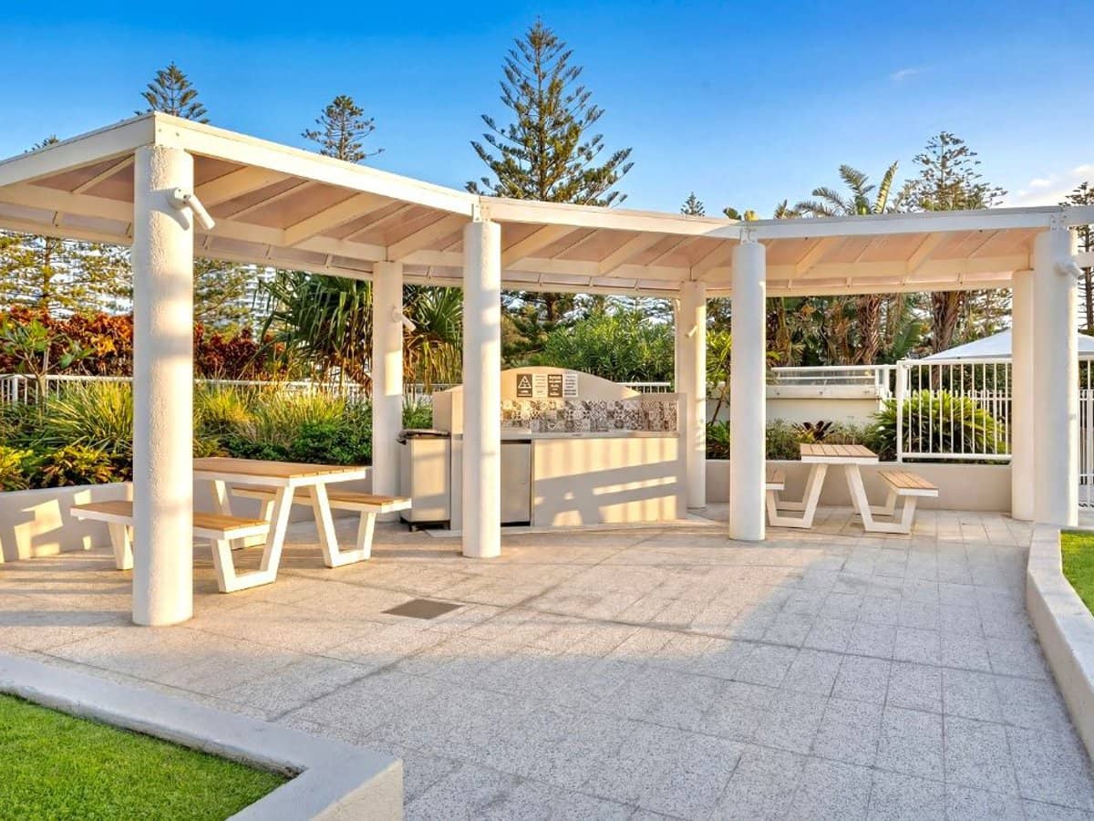 59 Pacific Street, Main Beach - Thumbnail 16