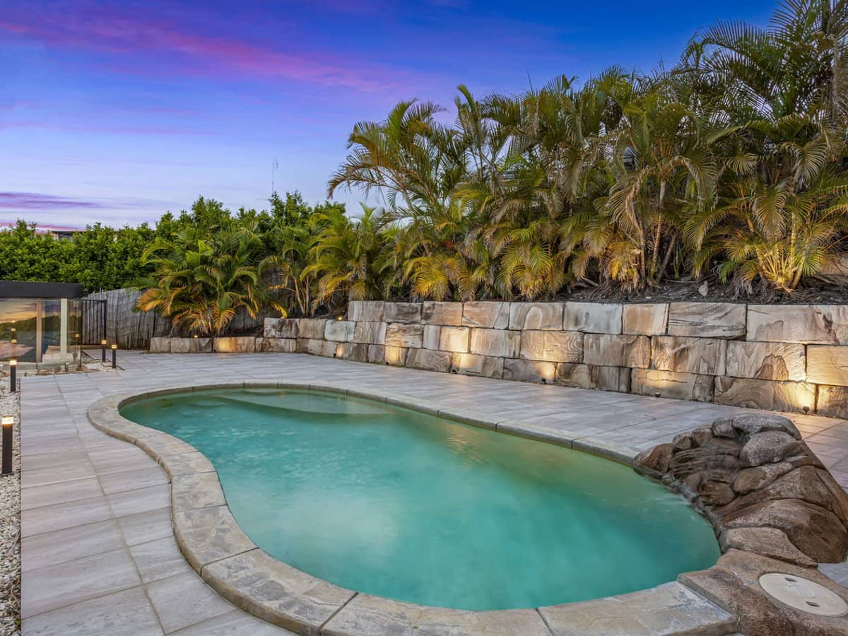 4 Rarotonga Rise, Pacific Pines - Thumbnail 3