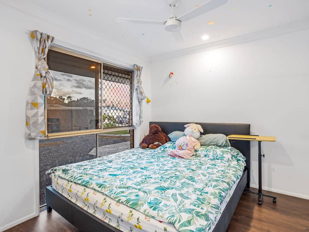 4 Rarotonga Rise, Pacific Pines - Thumbnail 13