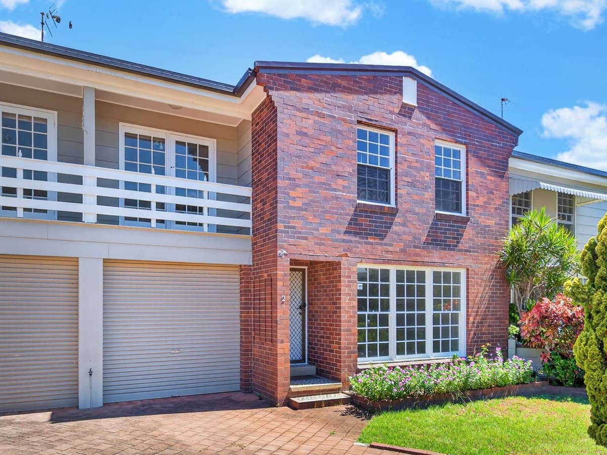 55 Sunset Boulevard, Surfers Paradise - Thumbnail 1