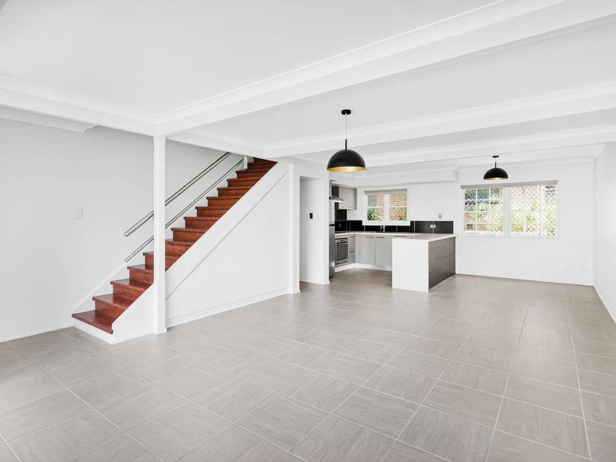 55 Sunset Boulevard, Surfers Paradise - Thumbnail 2