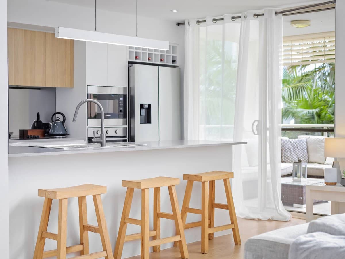 251 Varsity Parade, VARSITY LAKES - Thumbnail 5