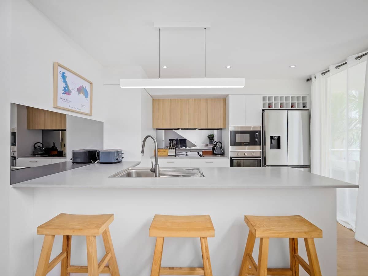 251 Varsity Parade, VARSITY LAKES - Thumbnail 6