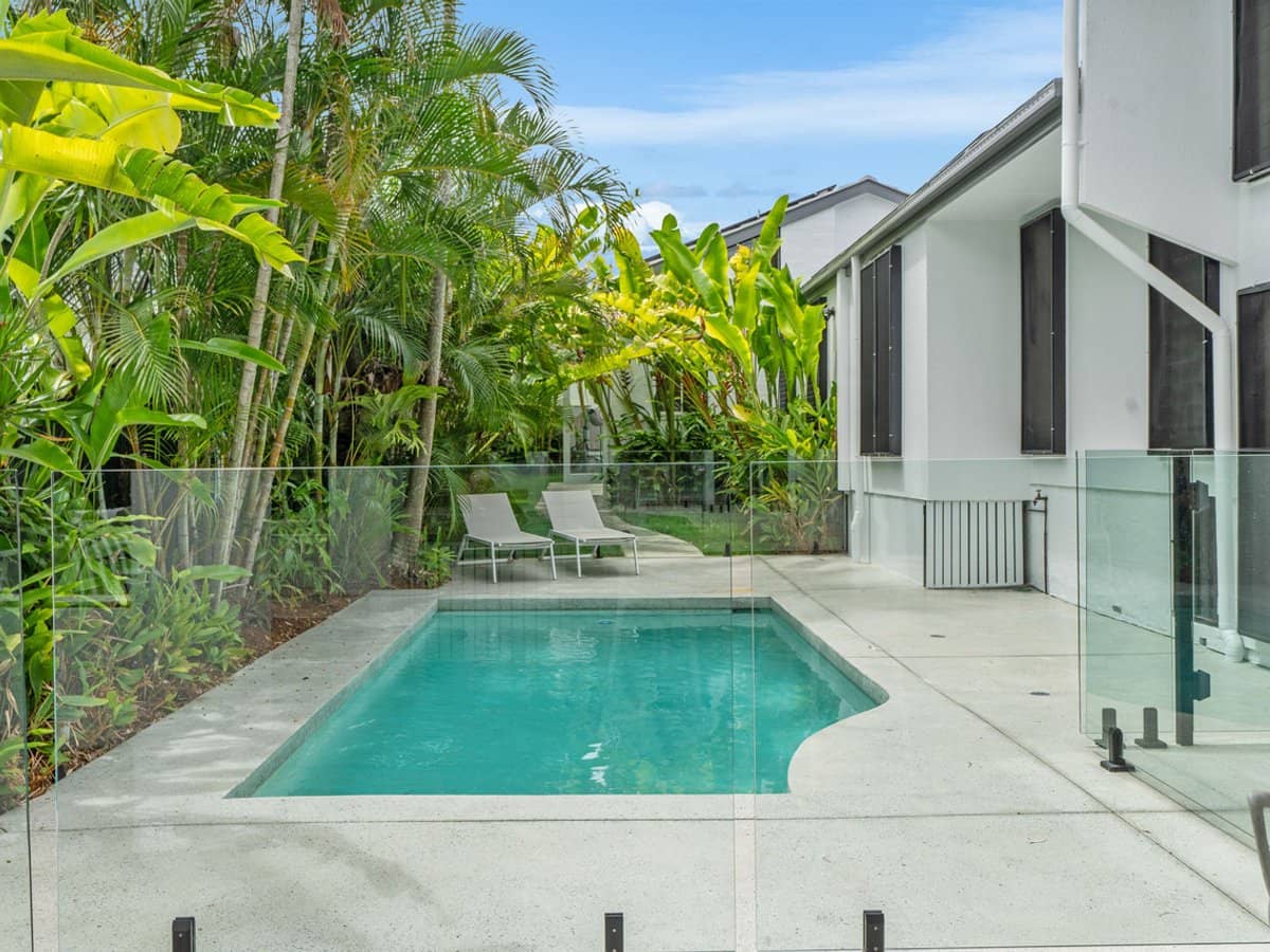 3 Charlton Street, Southport - Thumbnail 2