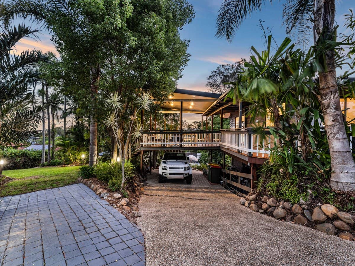 31 Walabah Drive, ASHMORE - Thumbnail 3