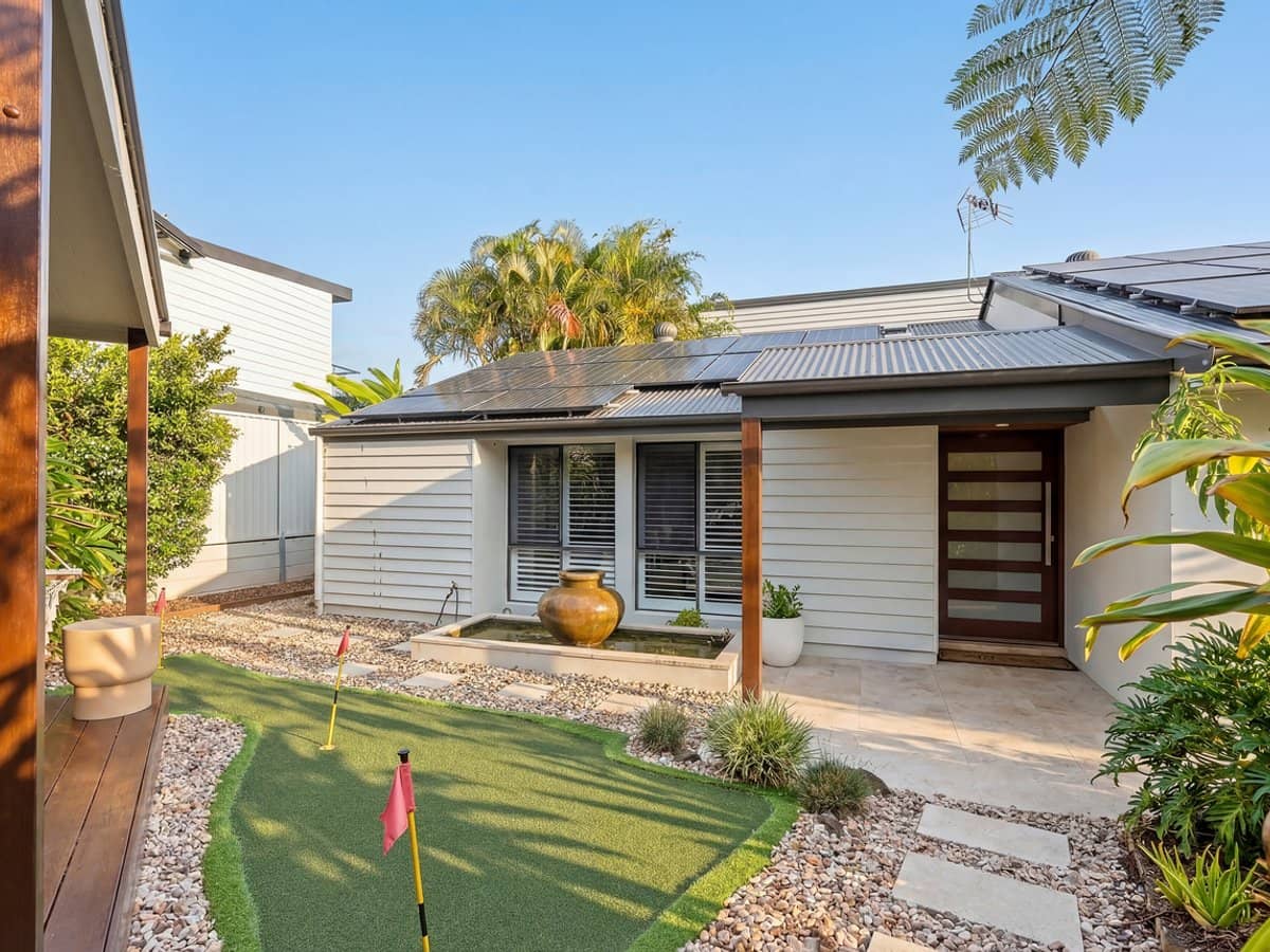 18 Kallaroo Crescent, ASHMORE - Thumbnail 4