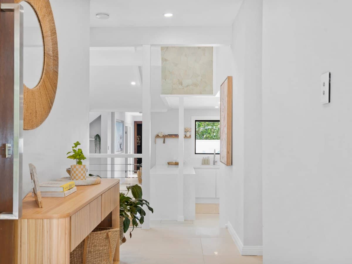 18 Kallaroo Crescent, ASHMORE - Thumbnail 7