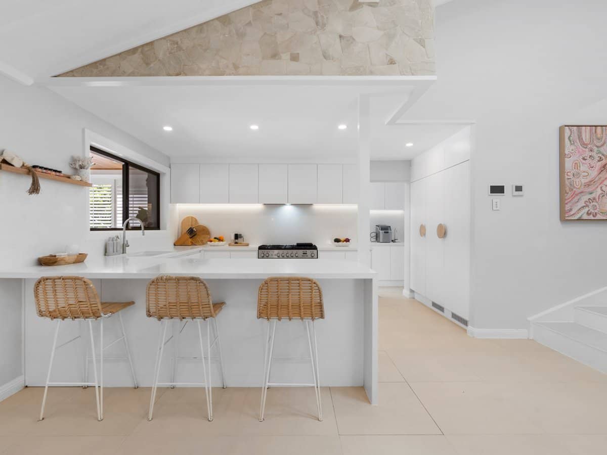 18 Kallaroo Crescent, ASHMORE - Thumbnail 11