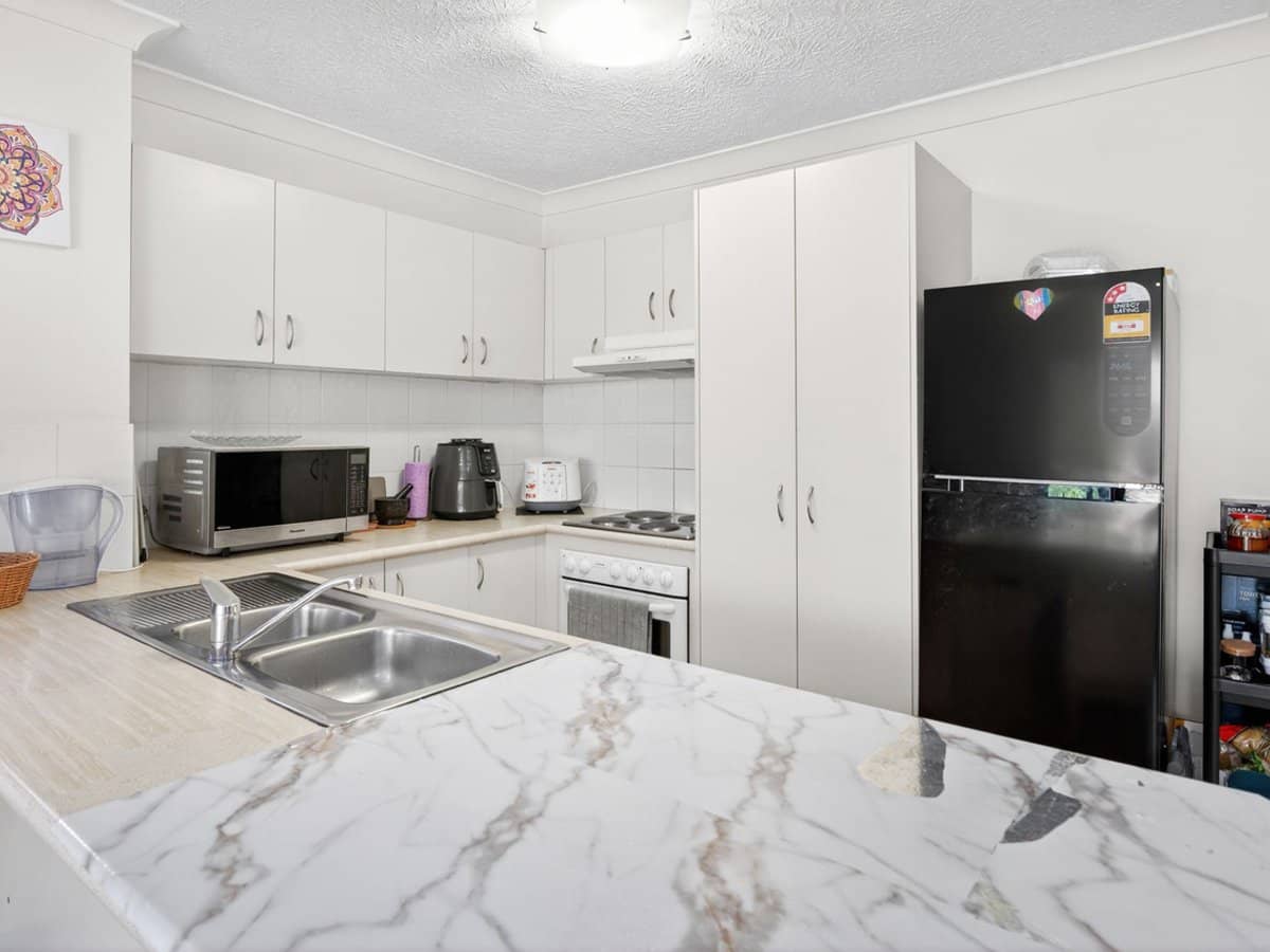 16-26 Waverley Street, Southport - Thumbnail 4