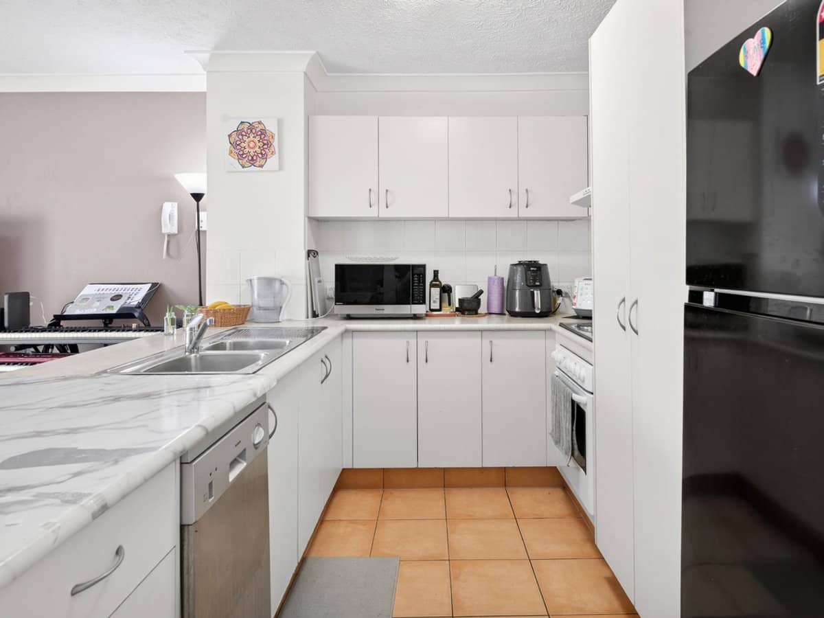 16-26 Waverley Street, Southport - Thumbnail 8