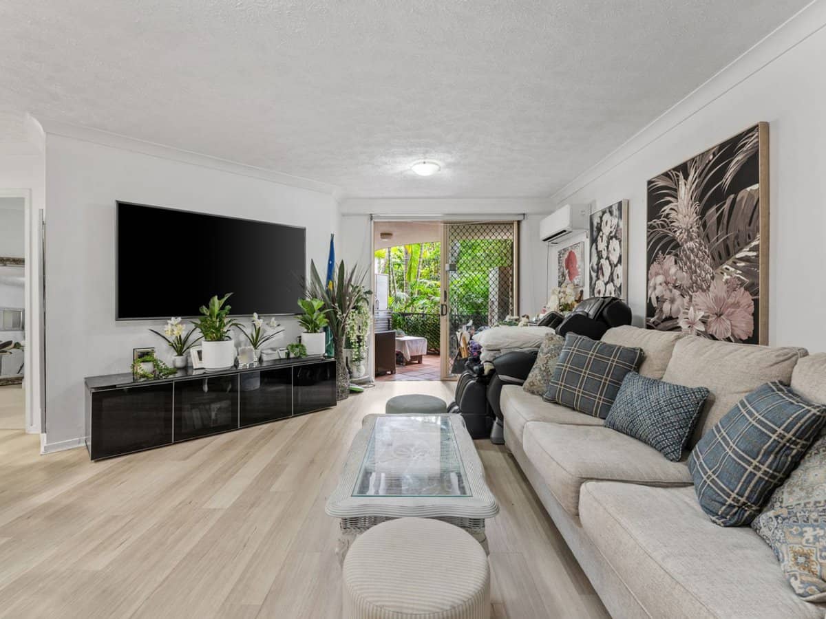 2342-2358 Gold Coast Highway, MERMAID BEACH - Thumbnail 2