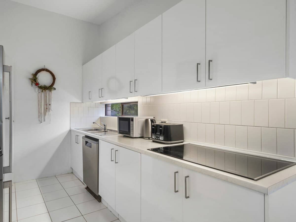 28-30 Rudd Street, BROADBEACH - Thumbnail 4