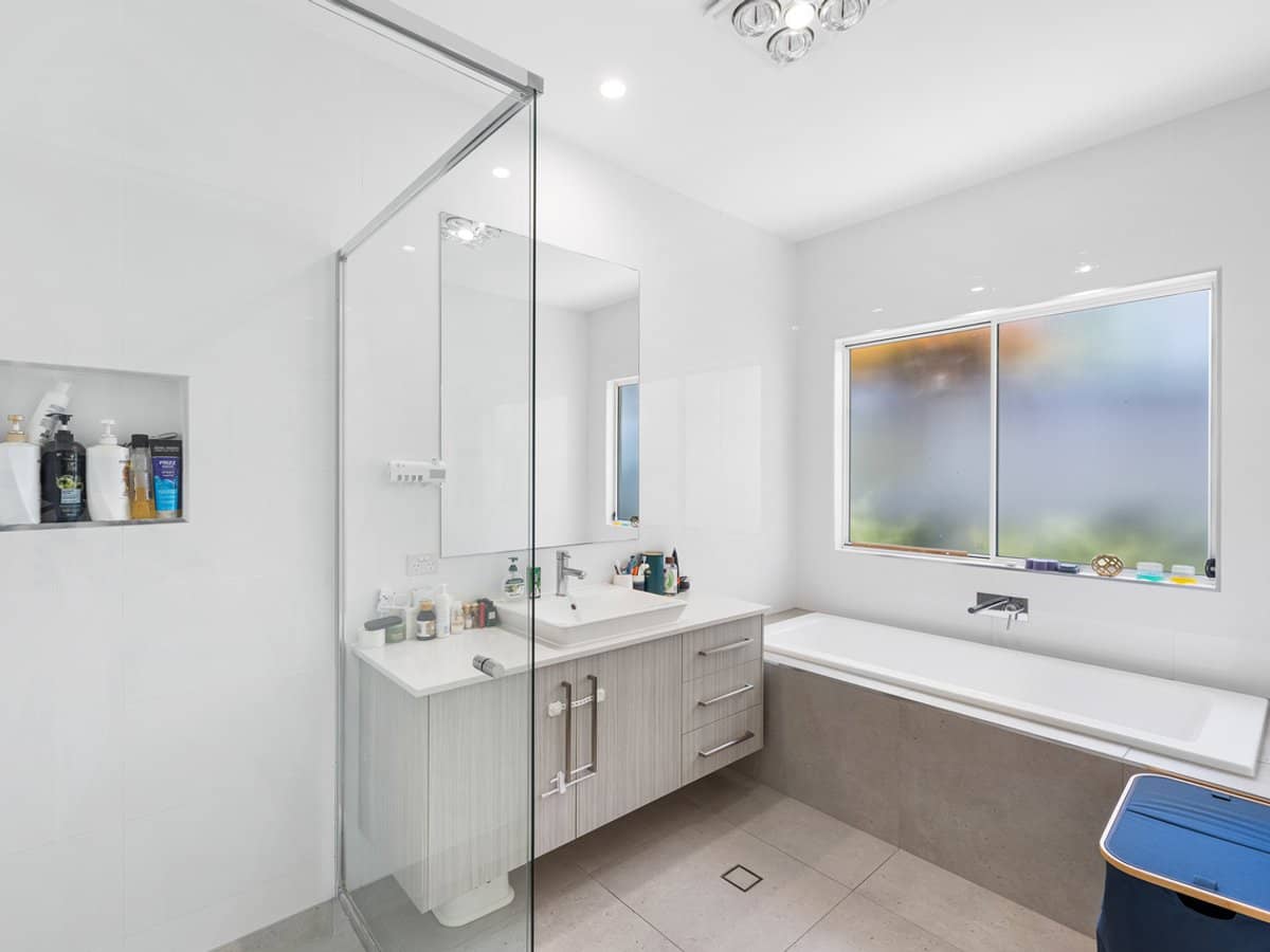 5005 Riverwood Grove, BENOWA - Thumbnail 12