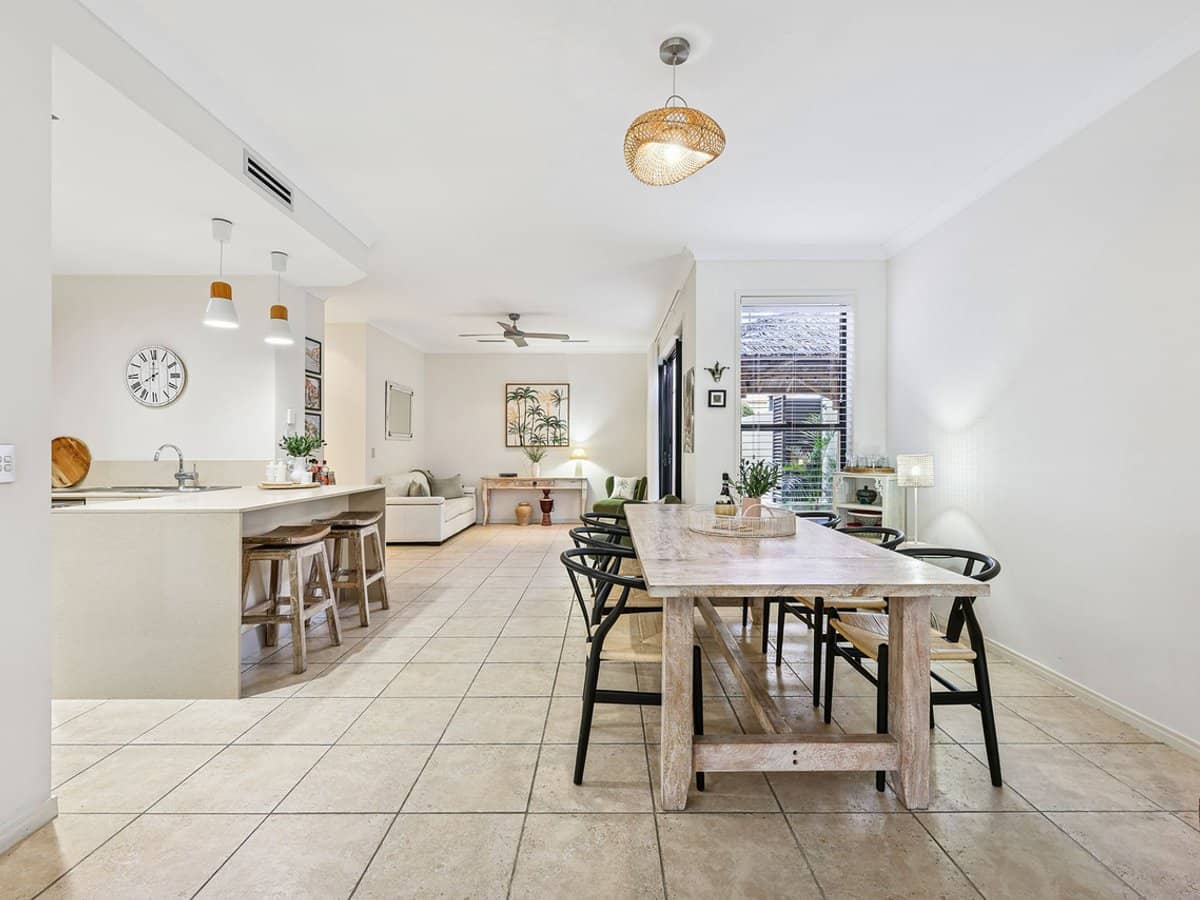 3102 The Boulevard, Carrara - Thumbnail 5