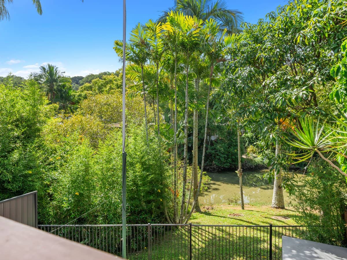 1 Township Drive, BURLEIGH HEADS - Thumbnail 15