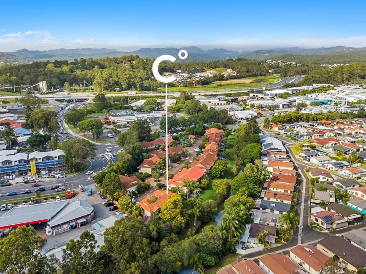 1 Township Drive, BURLEIGH HEADS - Thumbnail 21