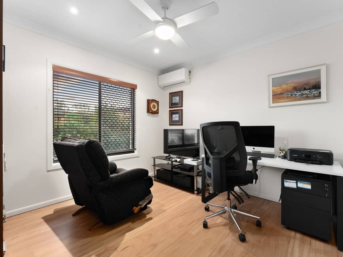 30 Nottinghill Gate Drive, ARUNDEL - Thumbnail 12