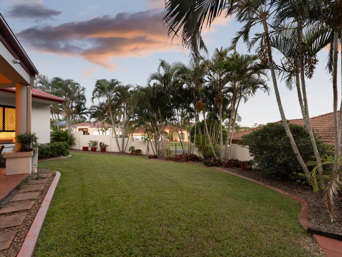 30 Nottinghill Gate Drive, ARUNDEL - Thumbnail 15