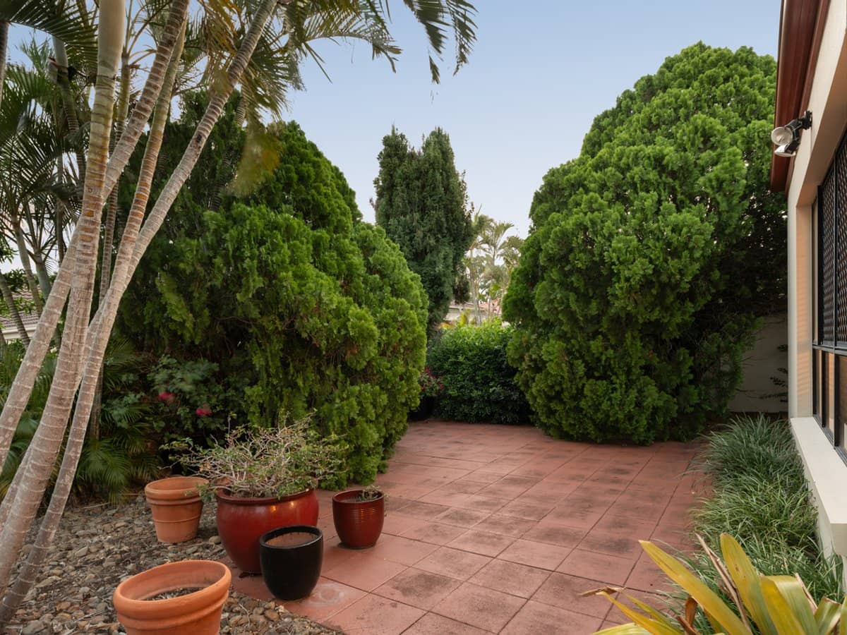 30 Nottinghill Gate Drive, ARUNDEL - Thumbnail 17