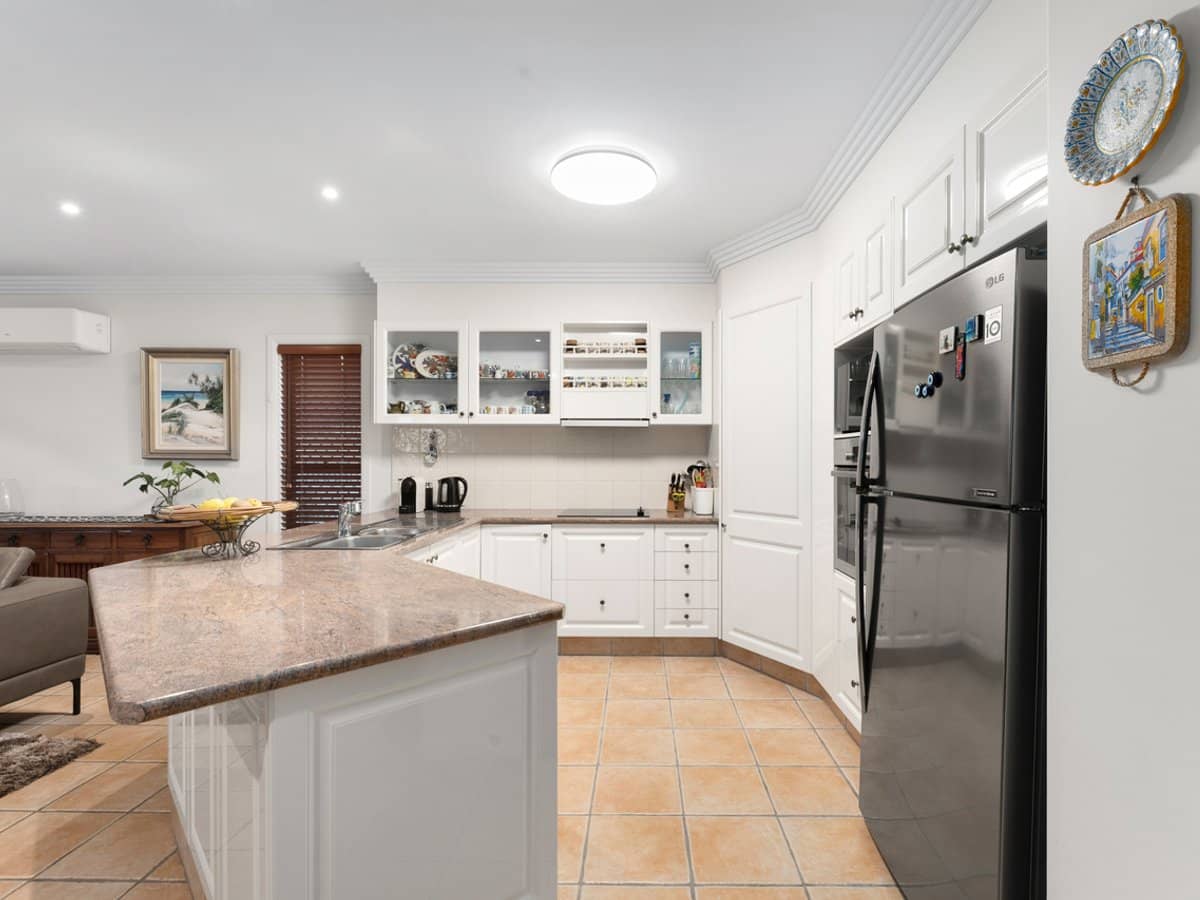 30 Nottinghill Gate Drive, ARUNDEL - Thumbnail 23