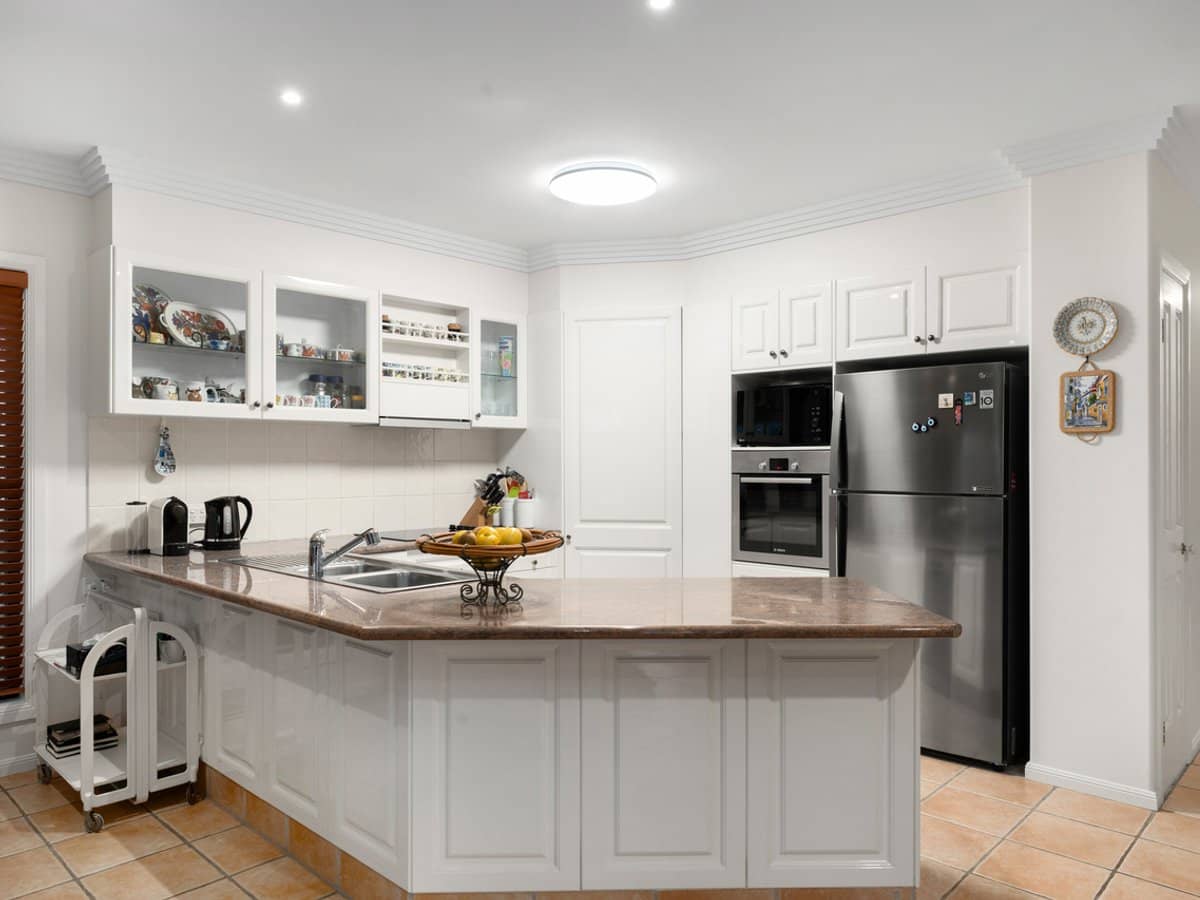 30 Nottinghill Gate Drive, ARUNDEL - Thumbnail 24