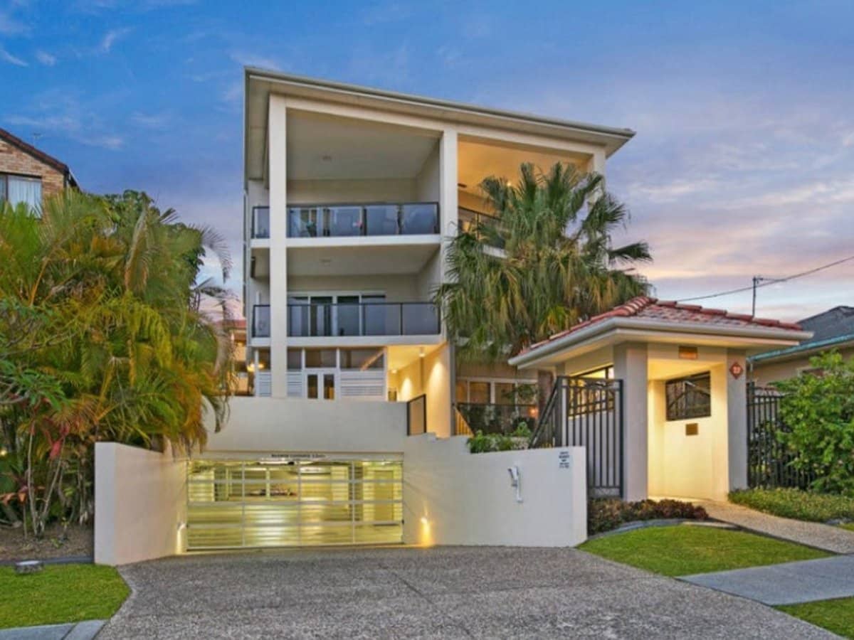 22 Burleigh Street, Burleigh Heads - Thumbnail 2
