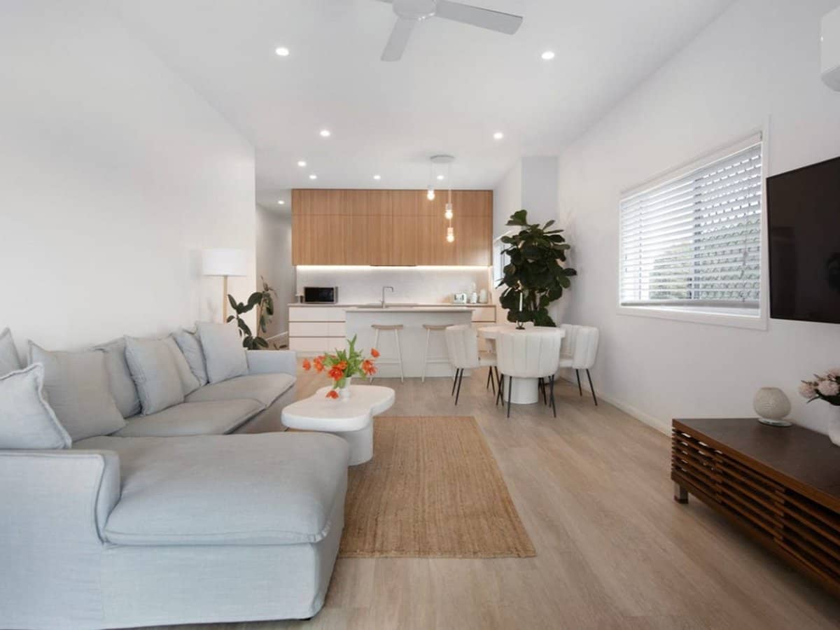 22 Burleigh Street, Burleigh Heads - Thumbnail 3