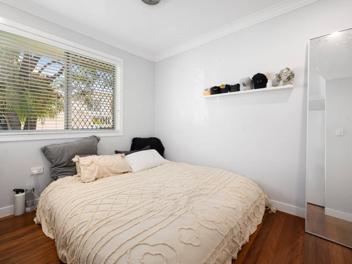 2 Guyra Avenue, BURLEIGH HEADS - Thumbnail 13