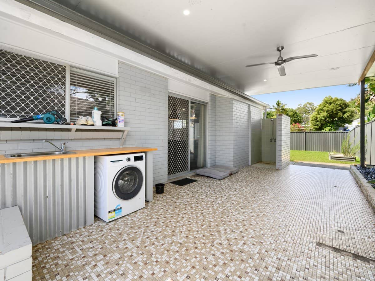 2 Guyra Avenue, BURLEIGH HEADS - Thumbnail 18