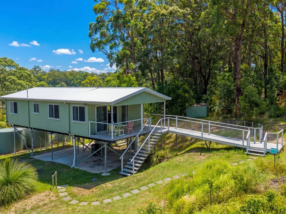 56-58 Timbarra Drive, BEECHMONT - Thumbnail 1